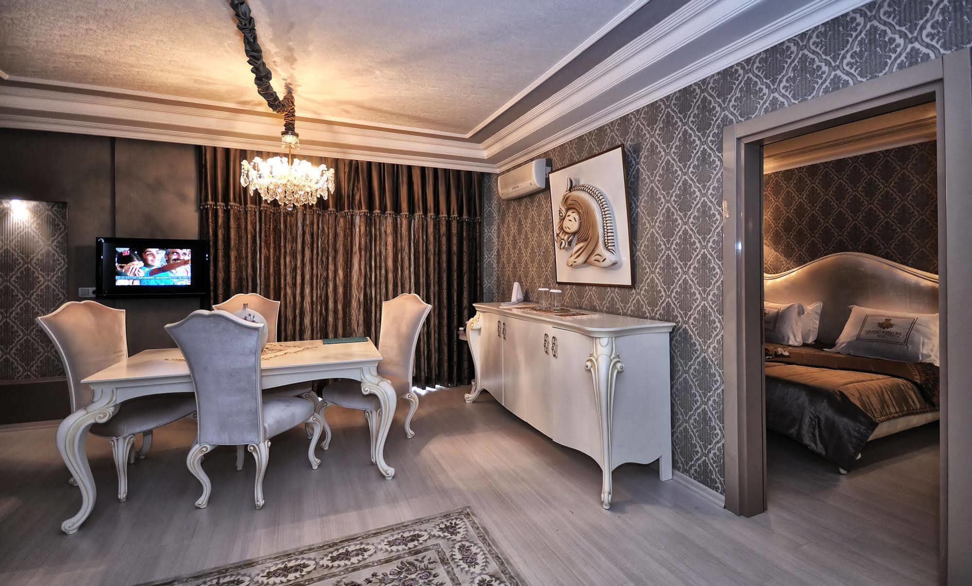 Grand Atakum Hotel Samsun Exteriör bild