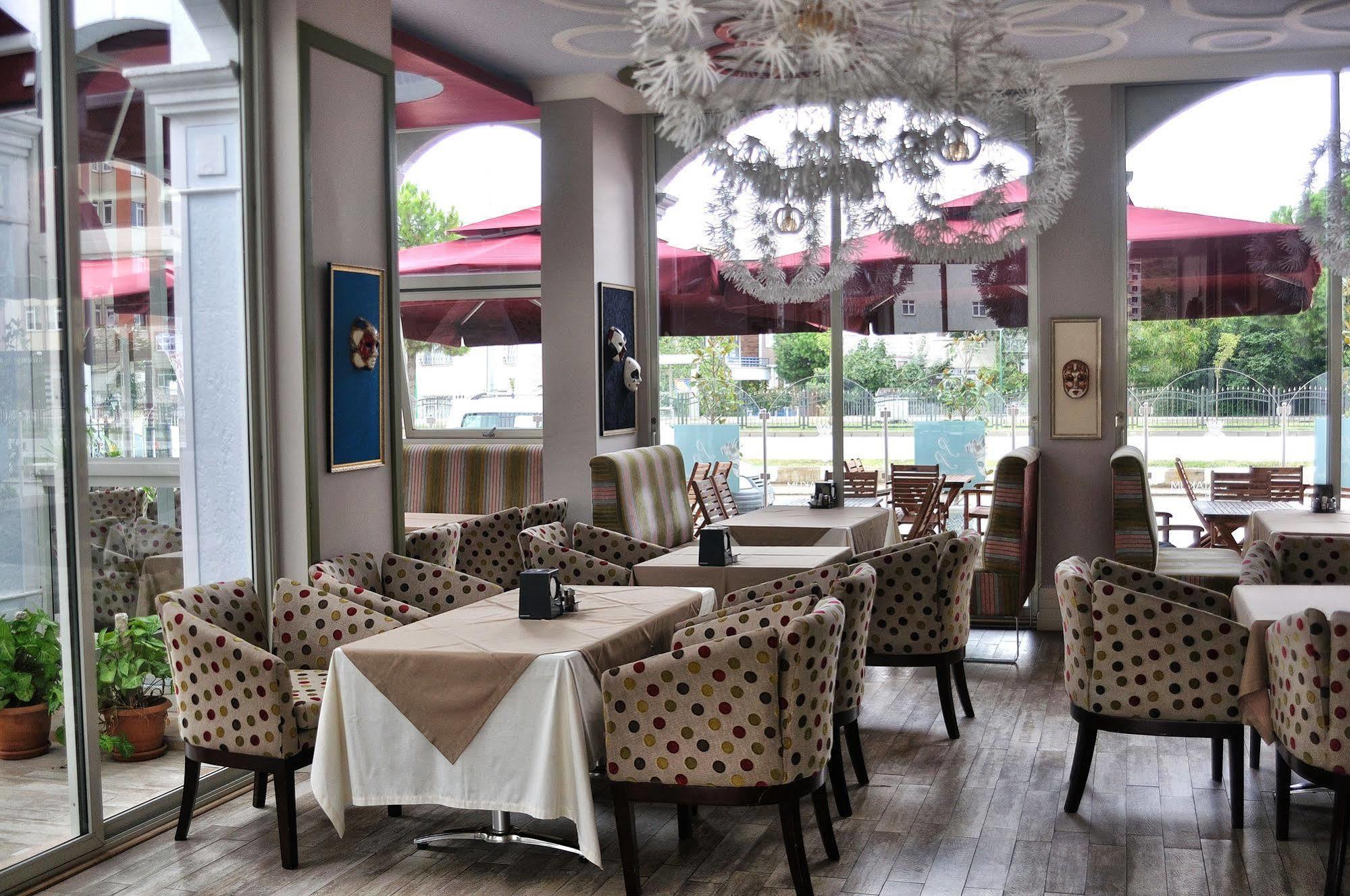 Grand Atakum Hotel Samsun Exteriör bild